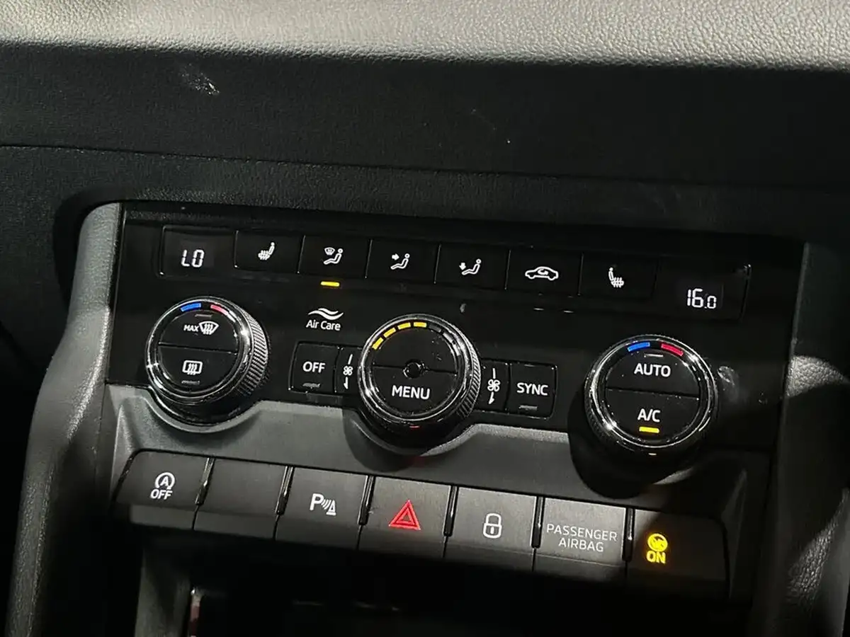 2020-skoda-karoq-15-tsi-se-l-big-11