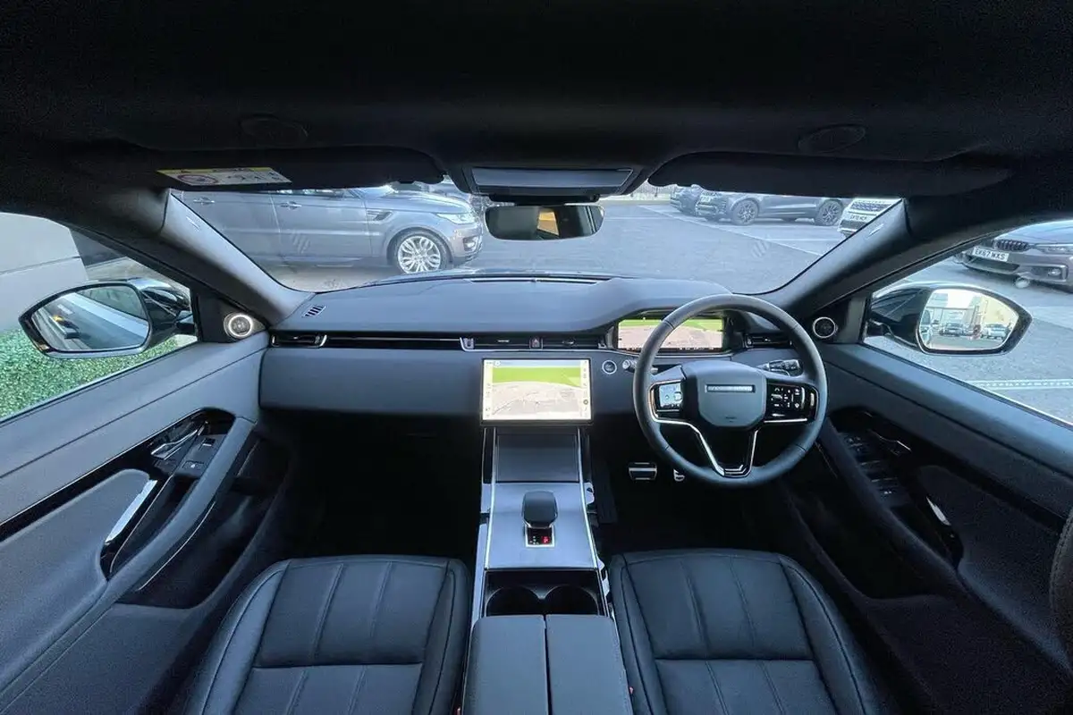 2024-land-rover-range-rover-evoque-20-d200-dynamic-se-big-2