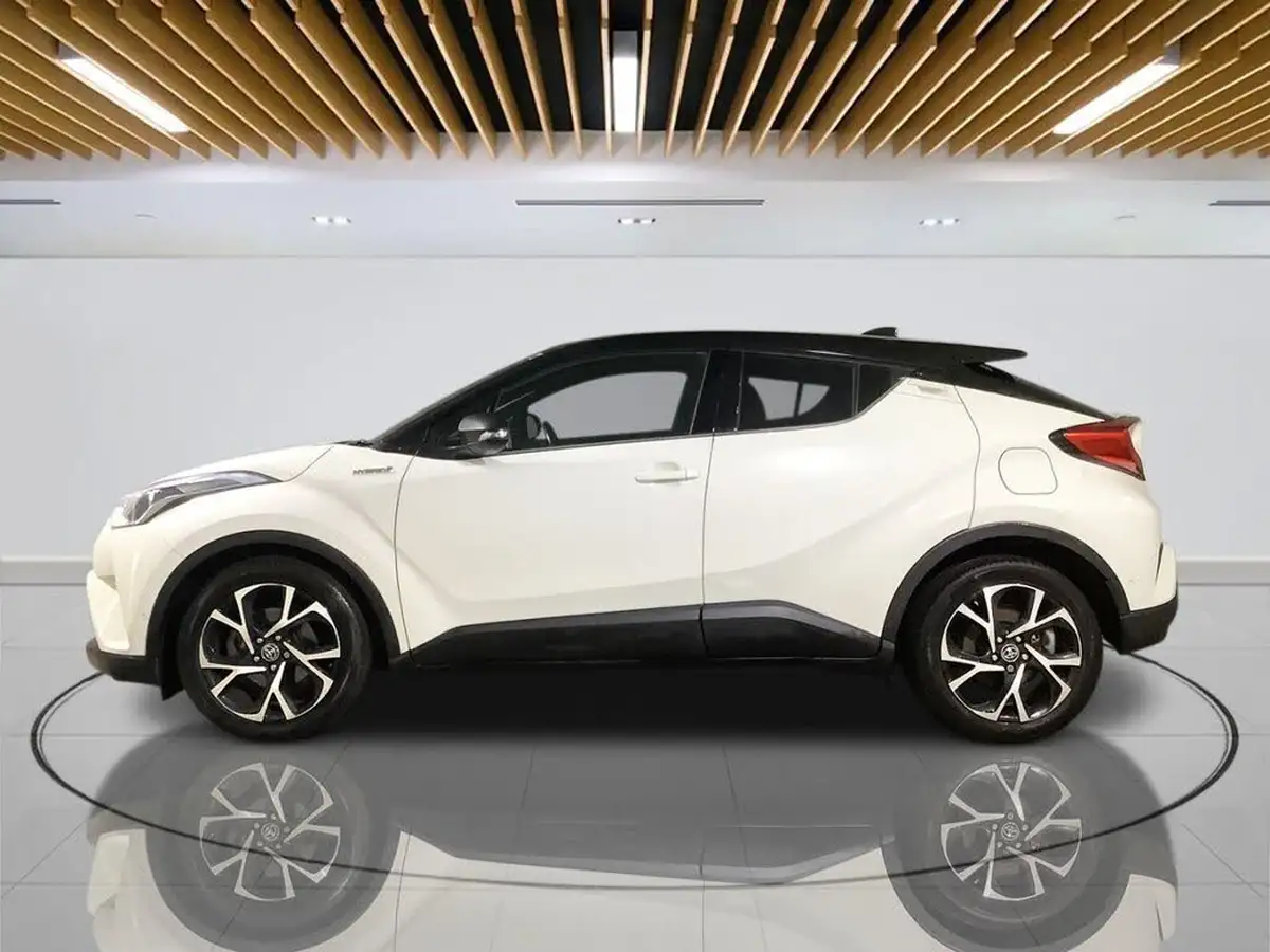 2018-toyota-c-hr-18-vvt-i-design-big-5