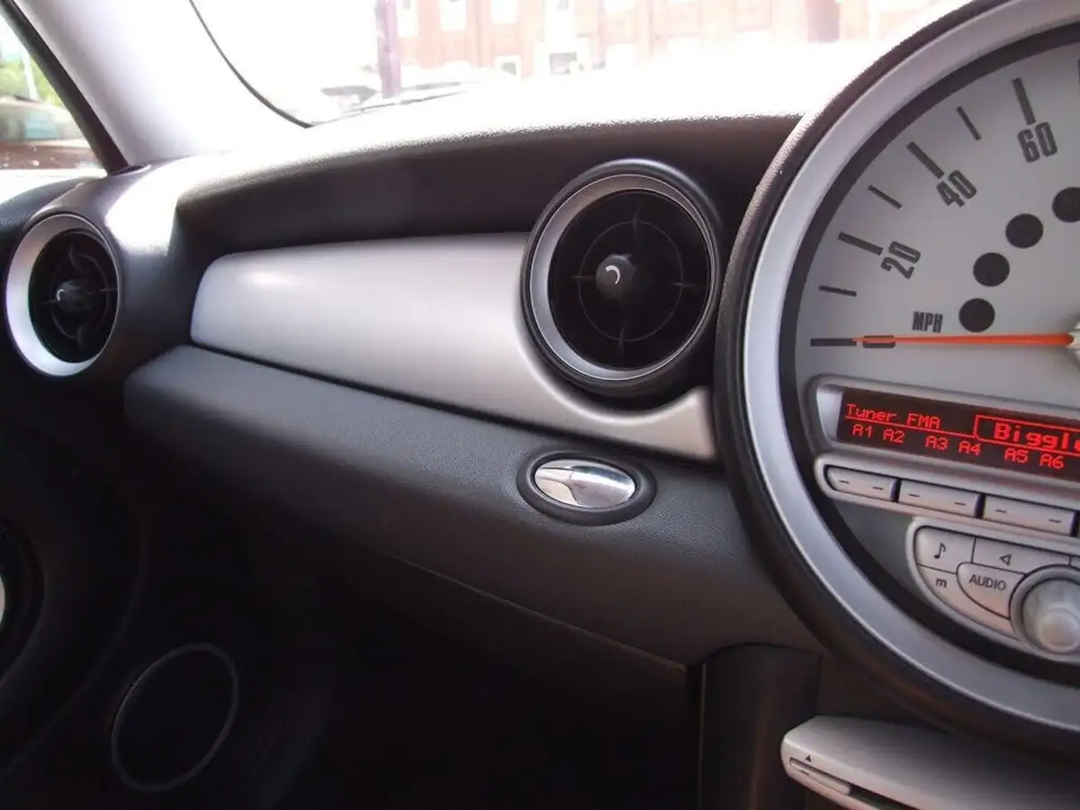 2010-mini-clubman-16-cooper-122bhp-big-41