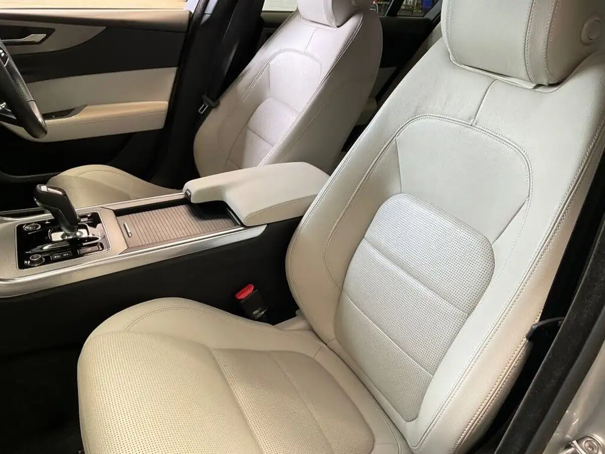 2019-jaguar-xe-20i-r-dynamic-s-250ps-big-33