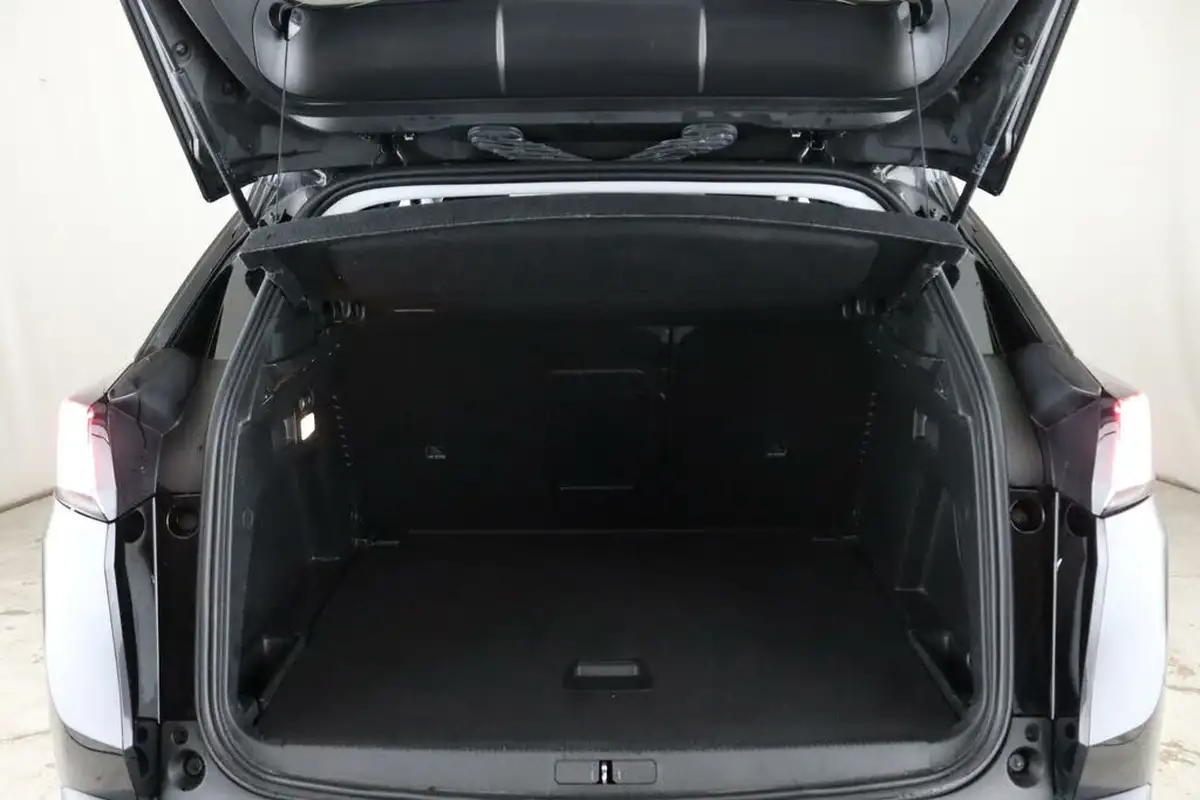 2021-peugeot-3008-suv-12-puretech-allure-premium-big-11
