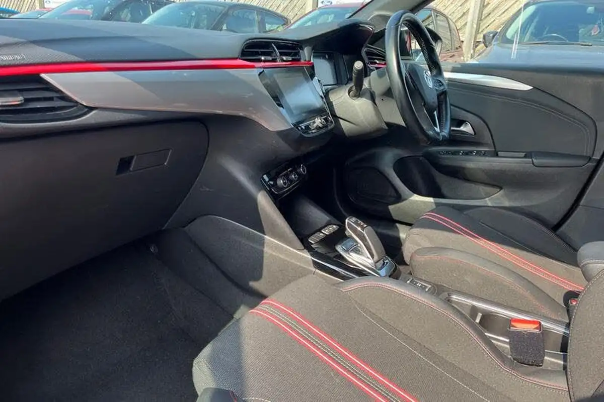 2021-vauxhall-corsa-e-sri-nav-premium-74kw-big-17