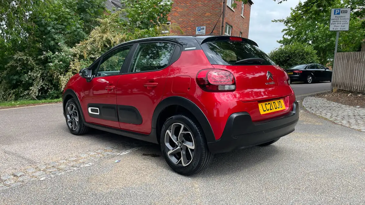 2021-citroen-c3-12-puretech-shine-83ps-big-4