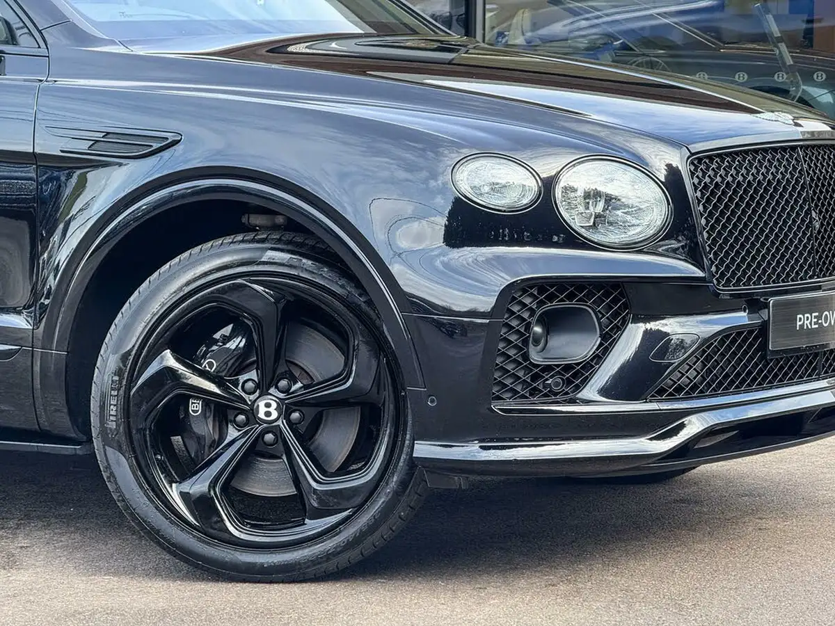 2021-bentley-bentayga-40-v8-big-5