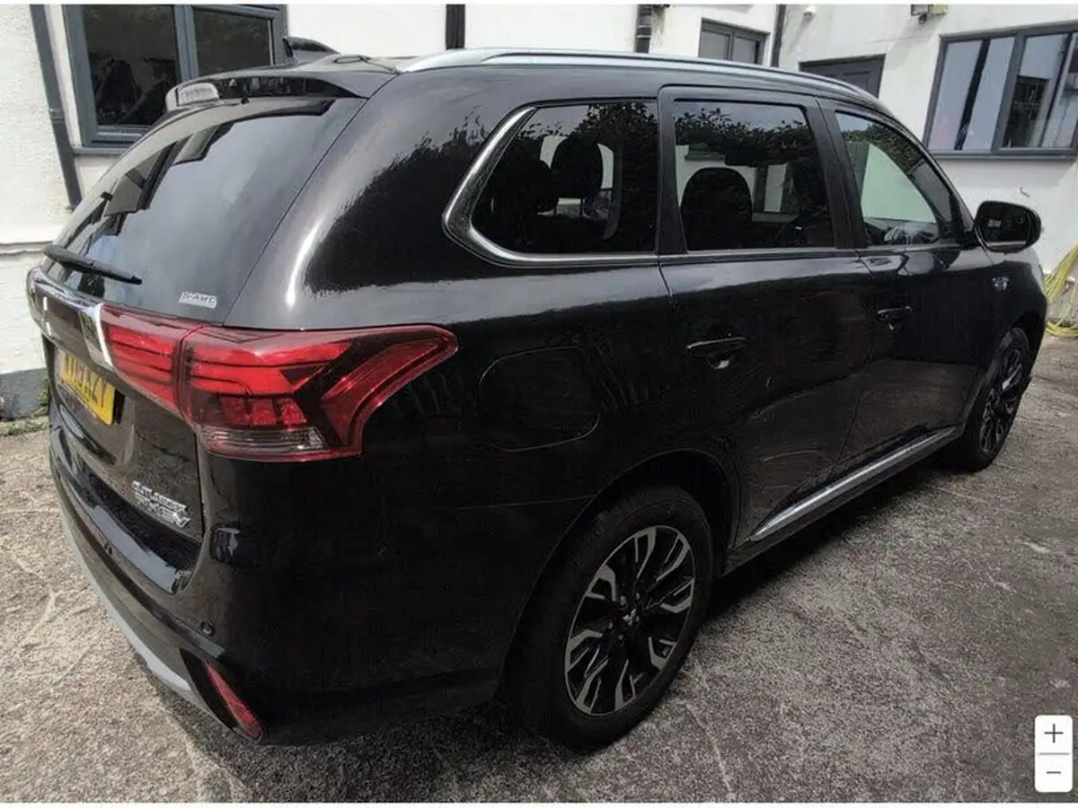 2018-mitsubishi-outlander-20-4hs-phev-5st-big-2
