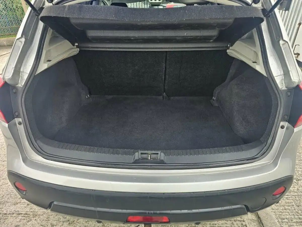 2012-nissan-qashqai-16-acenta-big-4