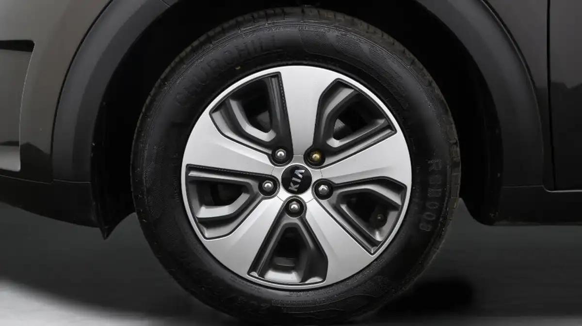 2018-kia-niro-16-gdi-2-adap-big-28