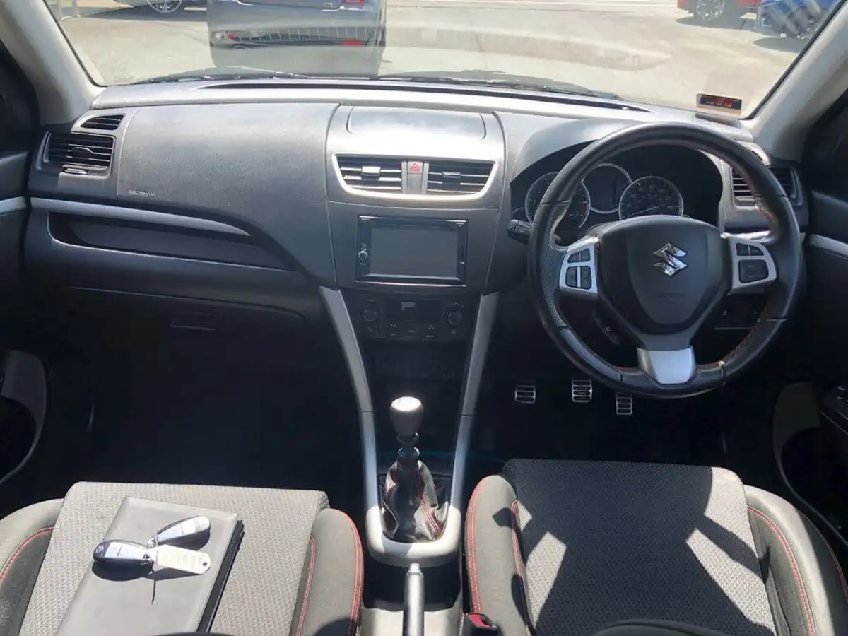 2014-suzuki-swift-16-sport-136ps-nav-5d-big-11