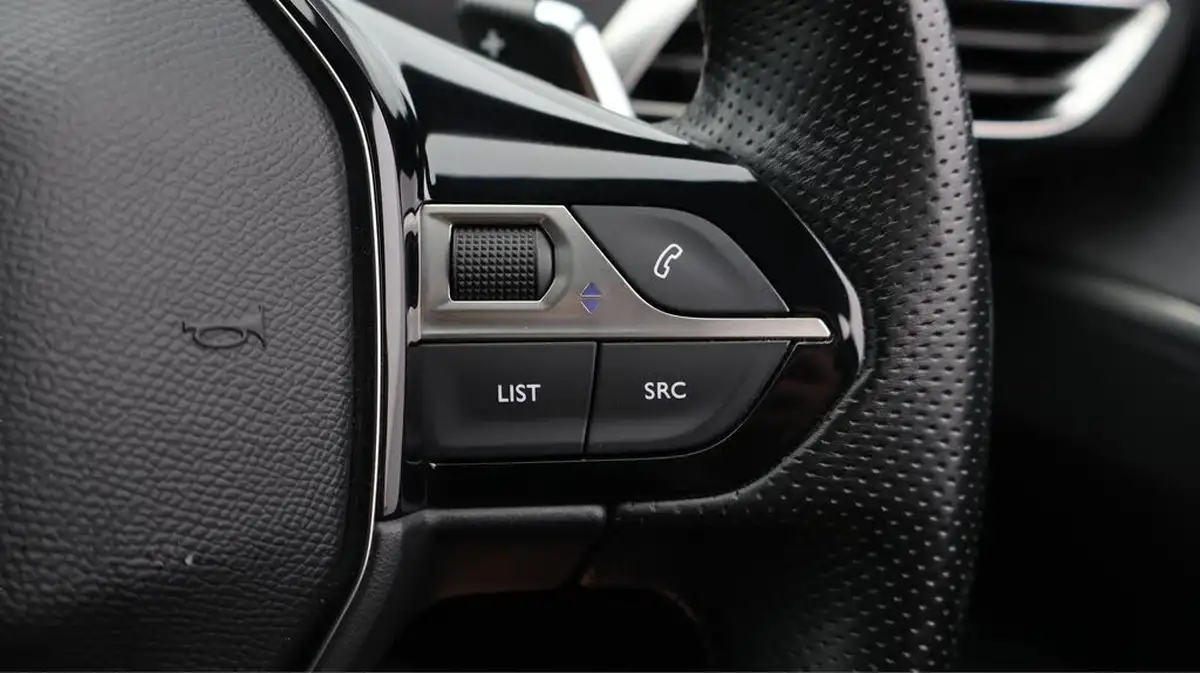 2020-peugeot-3008-suv-15-bluehdi-gt-line-premium-eat8-big-25