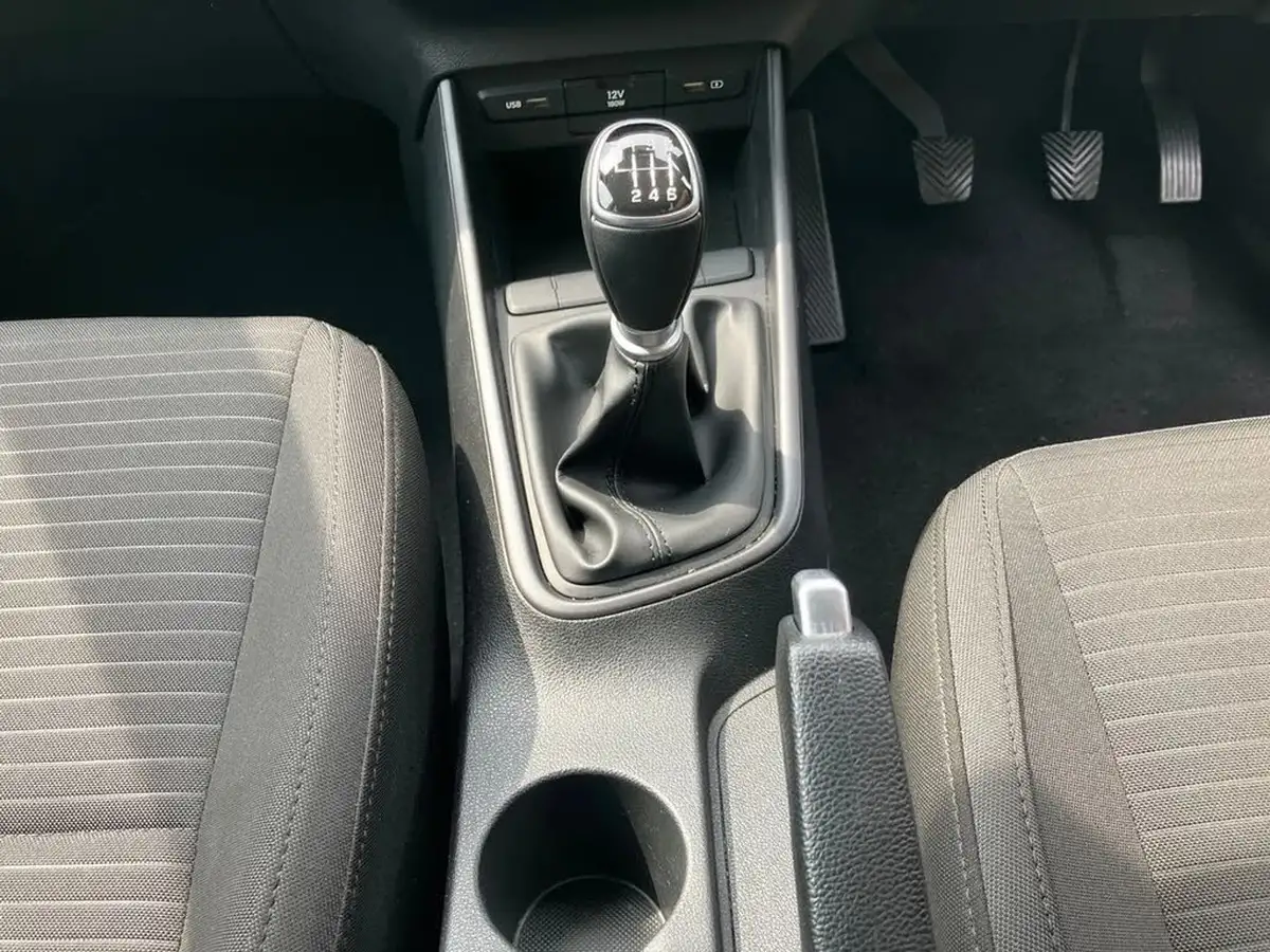 2021-hyundai-i20-10-t-gdi-se-connect-eclutch-imt-big-16