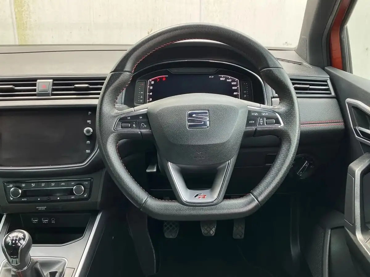 2019-seat-arona-10-tsi-fr-sport-big-14