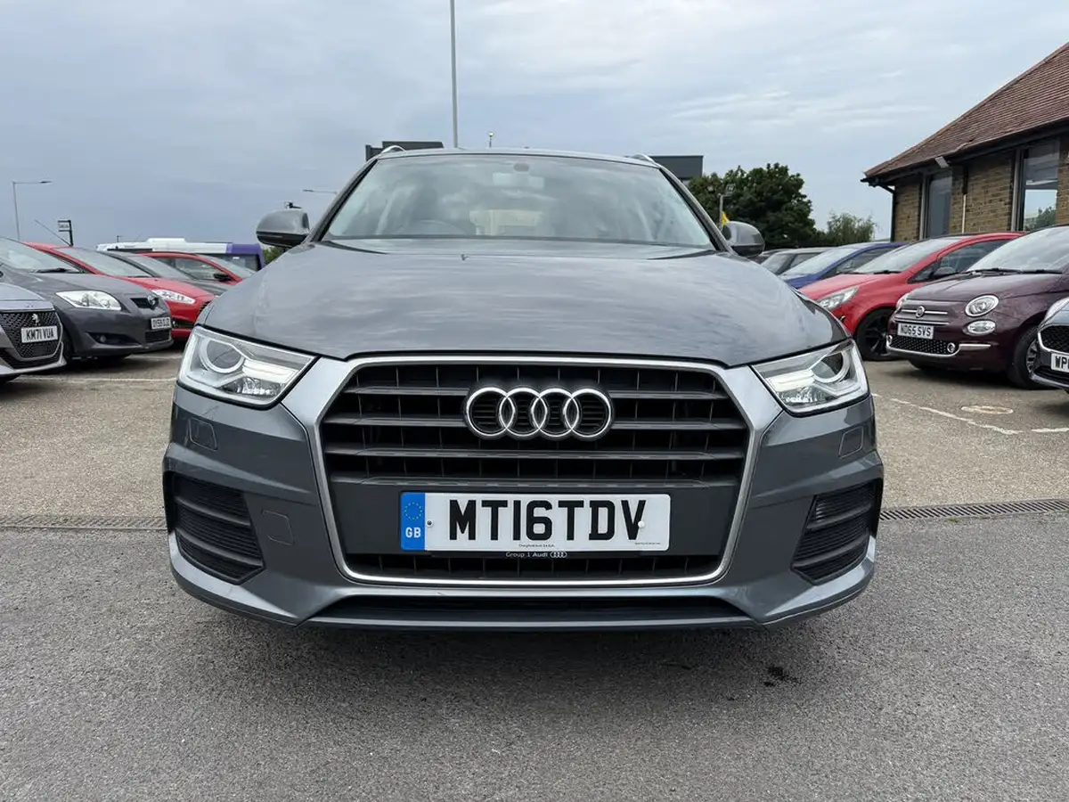 2016-audi-q3-14-tfsi-se-s-tronic-big-3