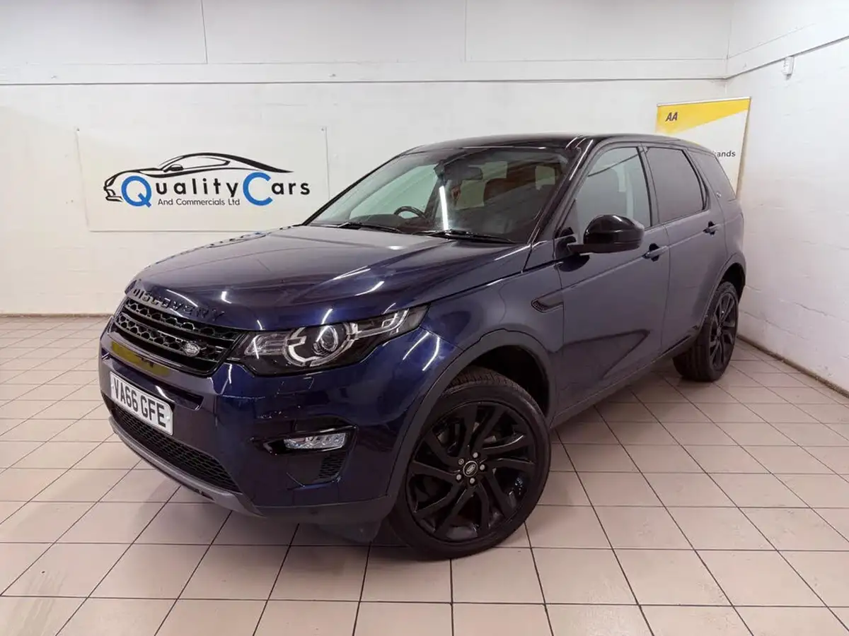 2017-land-rover-discovery-sport-20td4-hse-black-180ps-station-wagon-big-1
