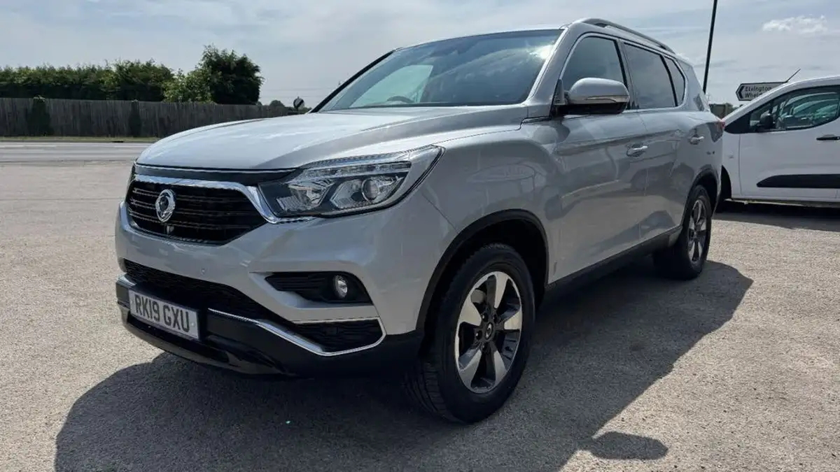2019-kgm-ssangyong-rexton-22td-elx-t-tronic-big-10