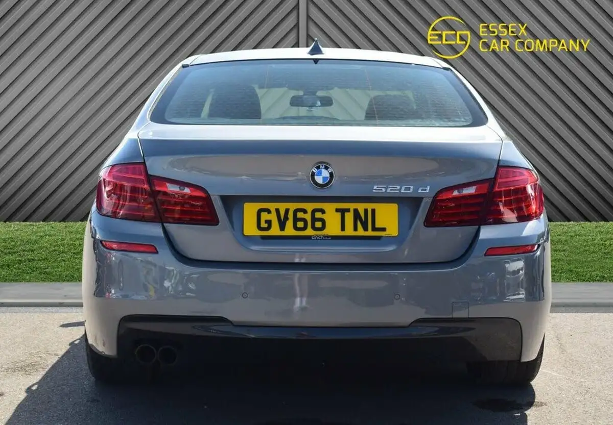 2016-bmw-5-series-20td-520d-m-sport-188bhp-saloon-4d-auto-big-10
