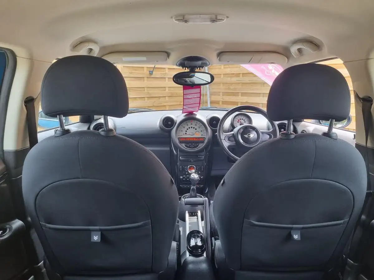 2012-mini-countryman-16-one-98bhp-big-10