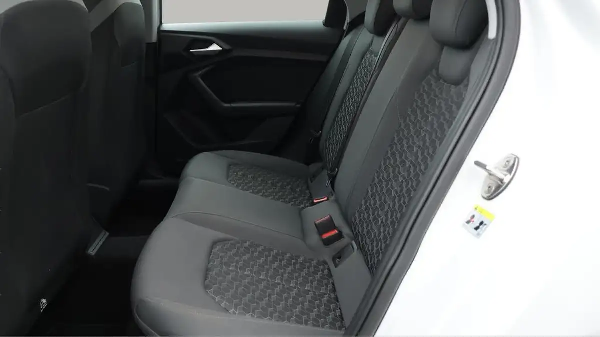 2019-audi-a1-10-30-tfsi-sport-s-tronic-big-16
