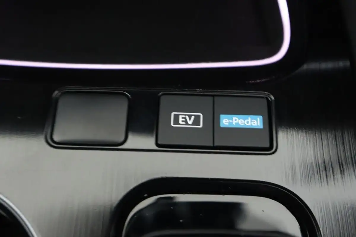 2023-nissan-x-trail-15-e-power-n-connecta-213ps-e-4orce-big-21