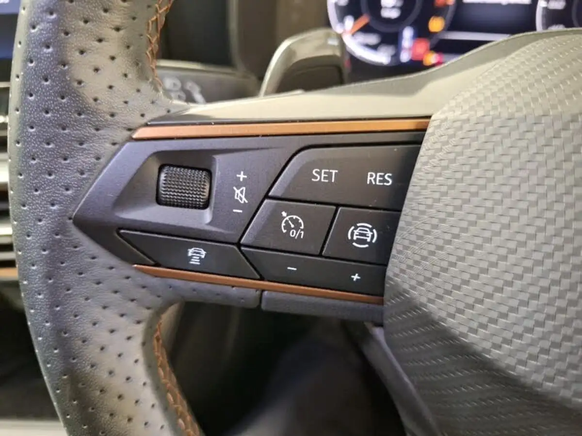 2022-cupra-formentor-15-tsi-v2-dsg-big-11