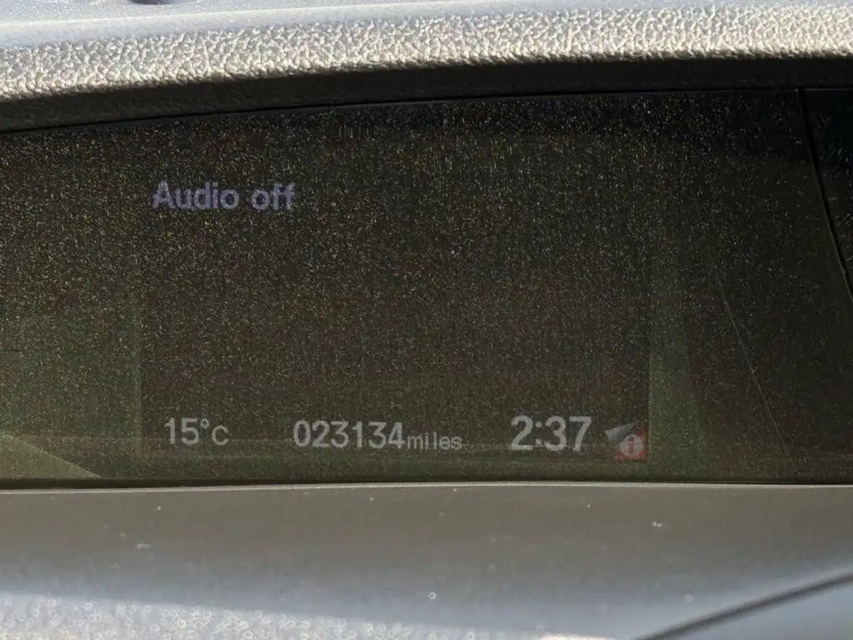2015-honda-civic-18-se-plus-honda-connect-with-navi-hatchback-big-16