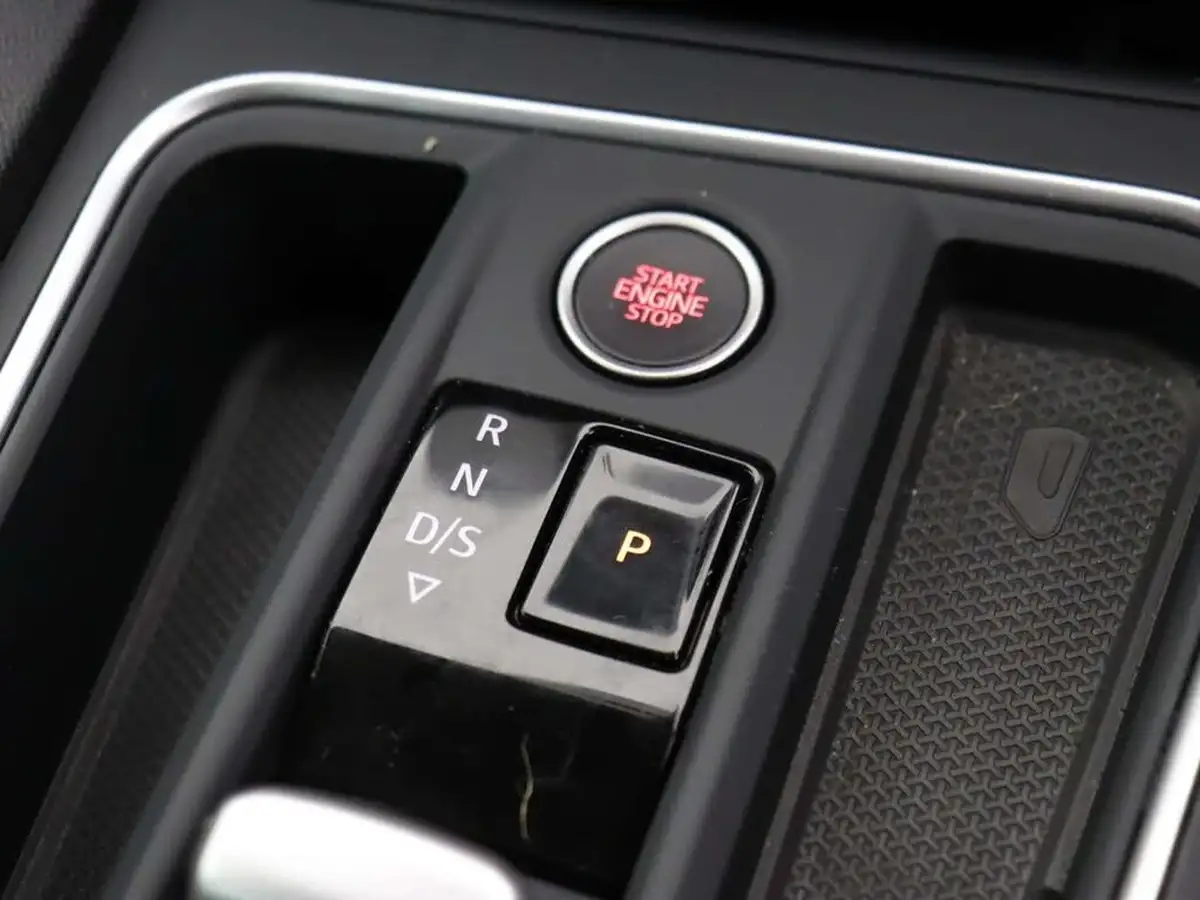 2021-seat-leon-15-etsi-xcellence-estate-big-28