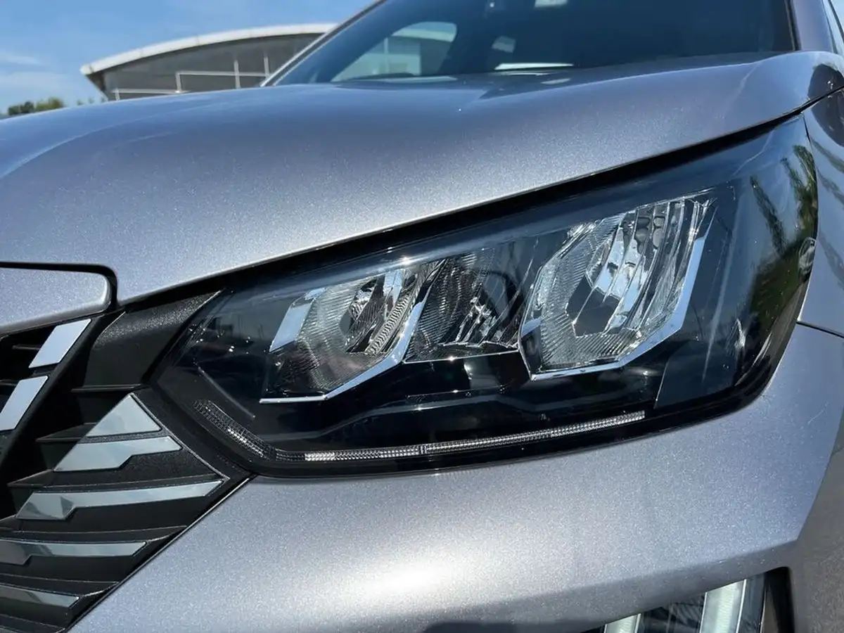 2024-peugeot-2008-suv-e-allure-136ps-50kwh-big-12