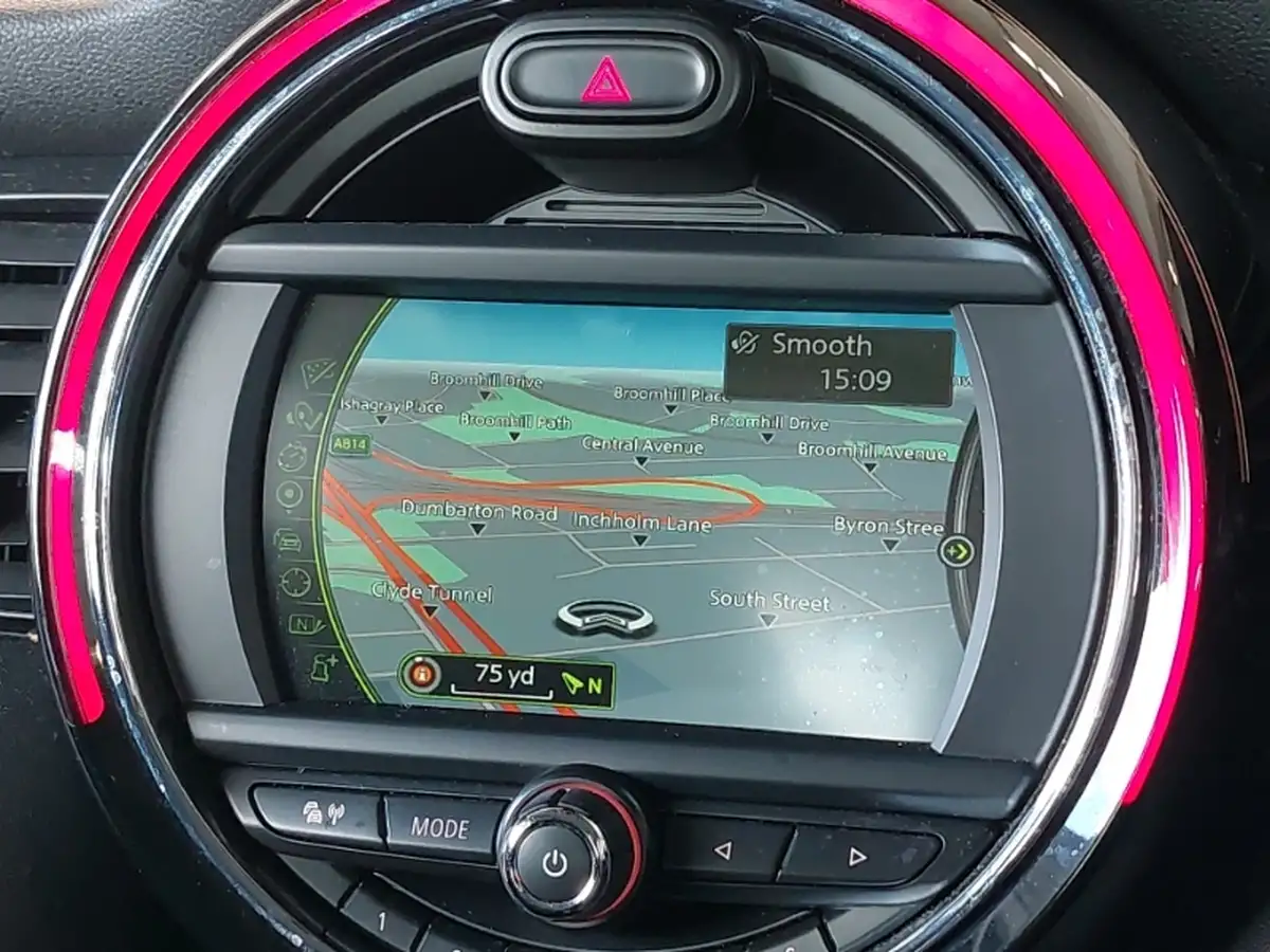 2024-ds-ds-4-e-tense-performance-line-nav-big-11