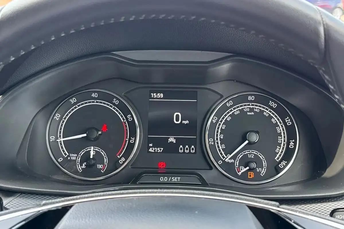 2022-skoda-scala-10-tsi-se-110ps-big-37