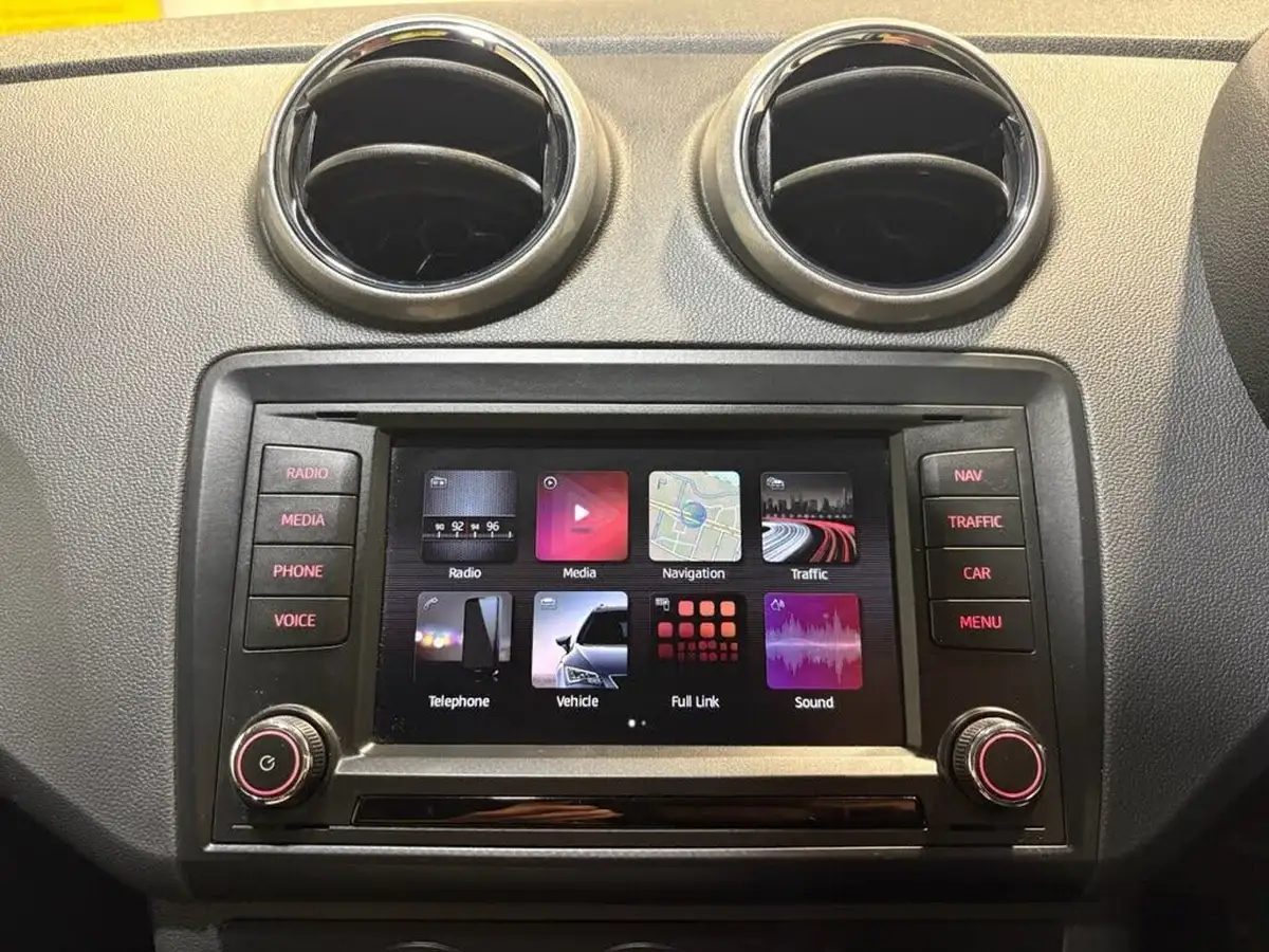 2016-seat-ibiza-12-tsi-fr-technology-110ps-sportcoupe-3d-big-10