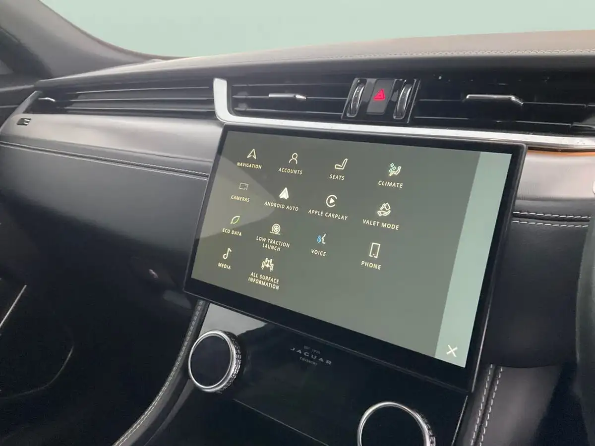 2021-jaguar-f-pace-20-d165-r-dynamic-s-mhev-big-20