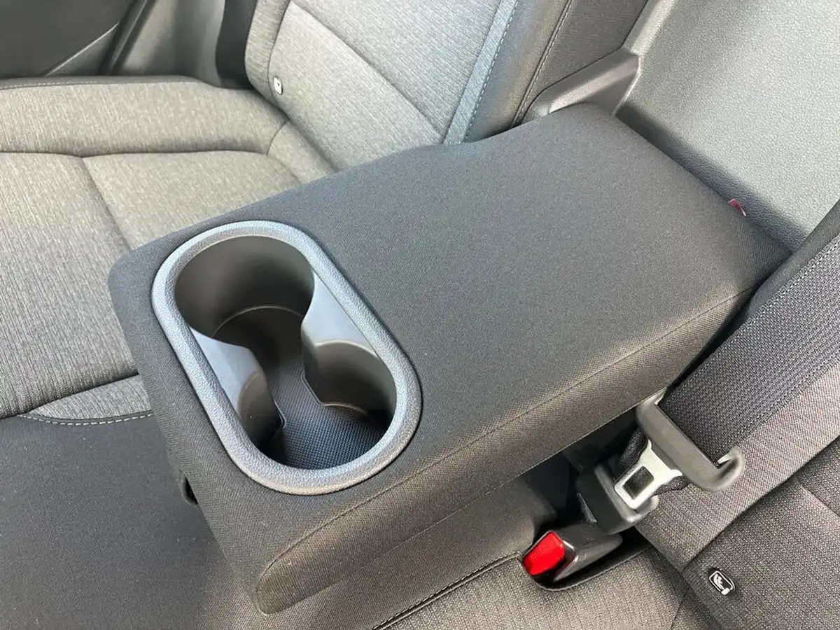 2023-hyundai-kona-e-se-connect-big-50