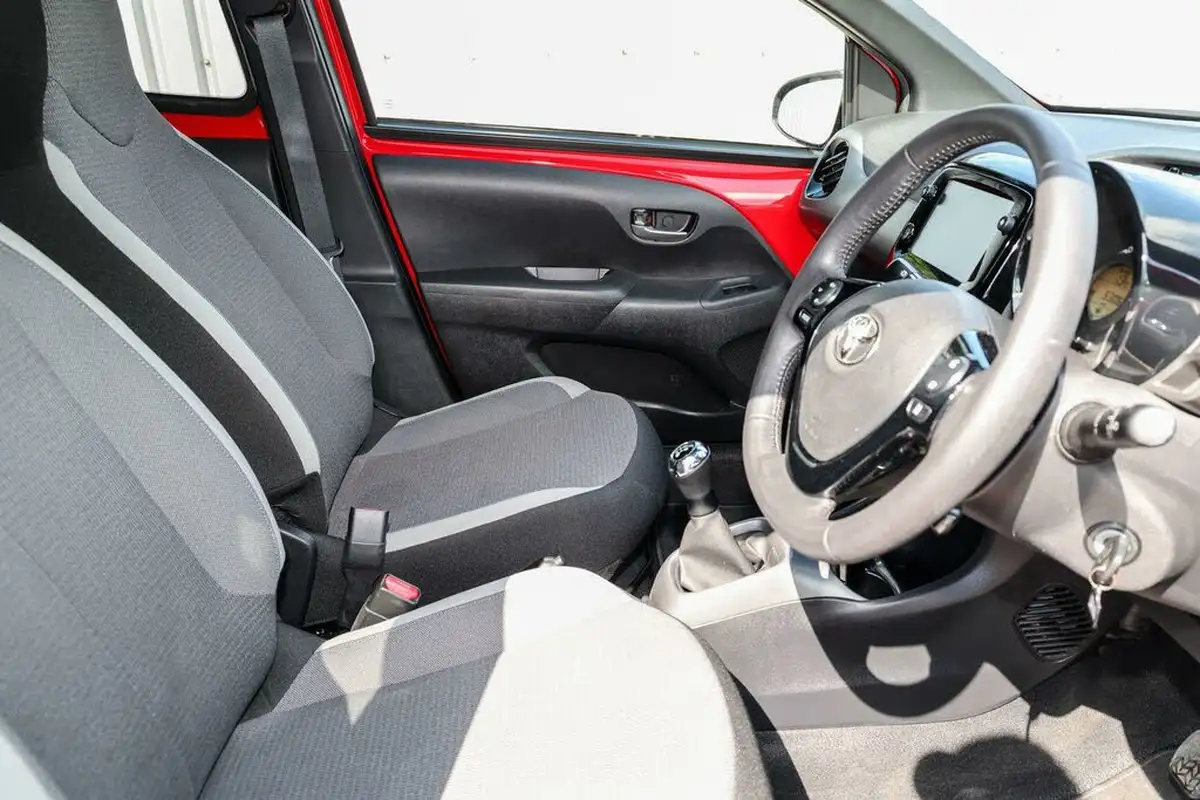 2021-toyota-aygo-10-vvt-i-x-trend-tss-big-10