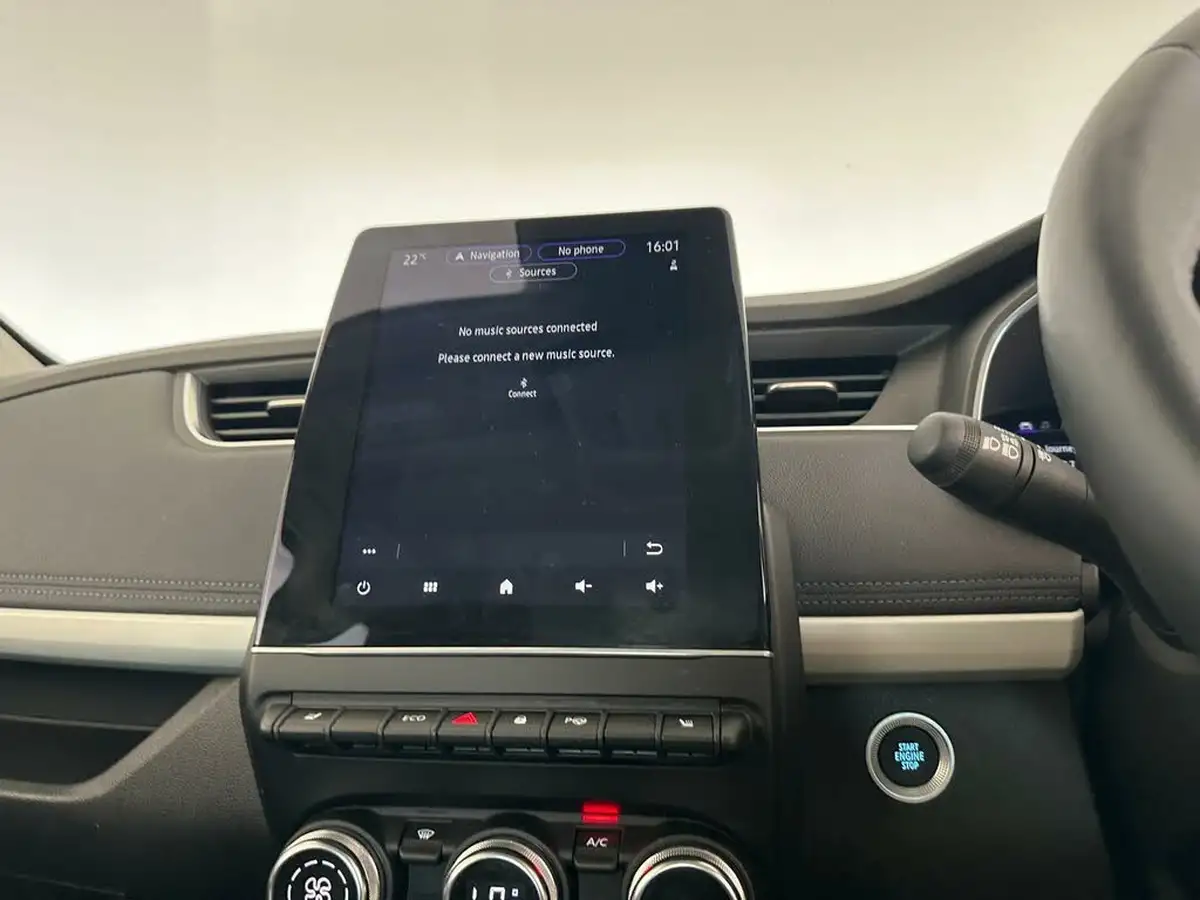 2023-renault-zoe-e-techno-boost-charge-big-46