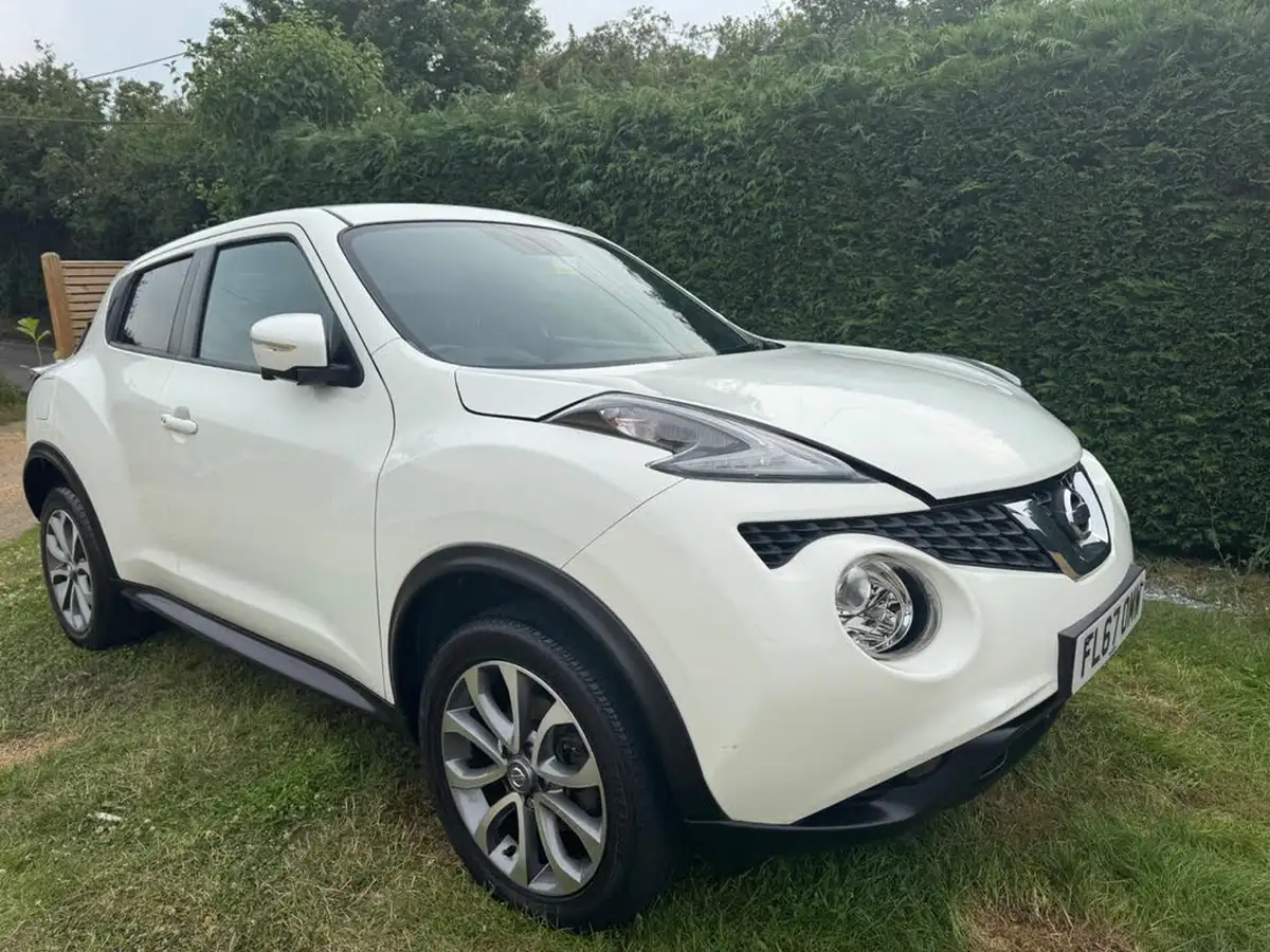 2017-nissan-juke-12-tekna-ss-big-3