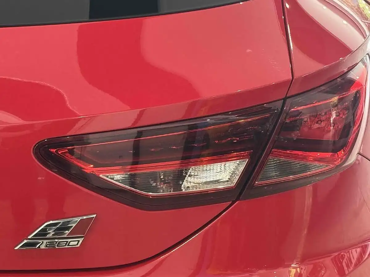 2014-seat-leon-20-cupra-280-ss-sportcoupe-3d-dsg-big-20