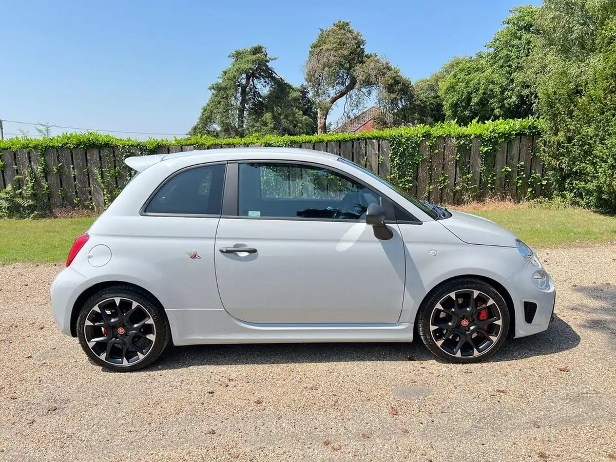 2022-abarth-595-14-tjet-competizione-big-14