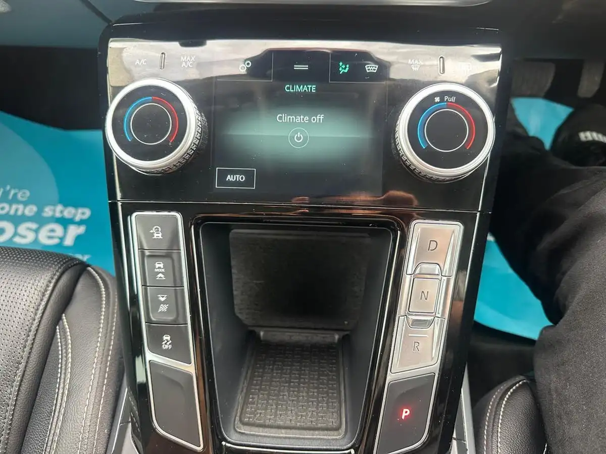 2019-jaguar-i-pace-ev400-se-big-42
