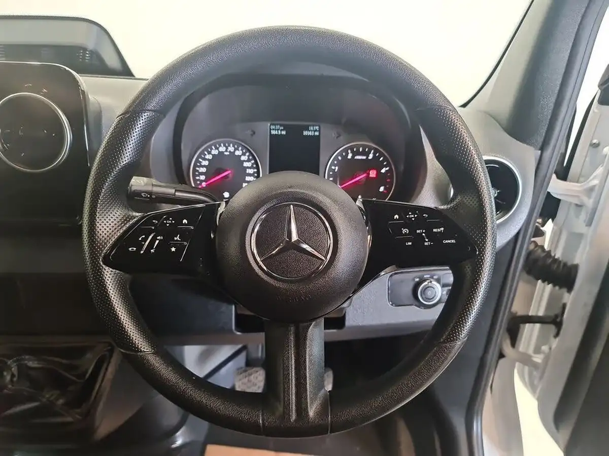 2024-mercedes-benz-sprinter-20cdi-315-l3h2-pro-eco-gear-big-17