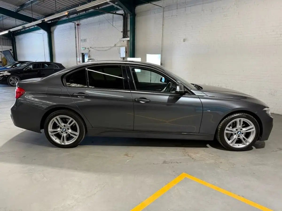 2017-bmw-3-series-30td-335d-xdrive-m-sport-saloon-4d-big-14