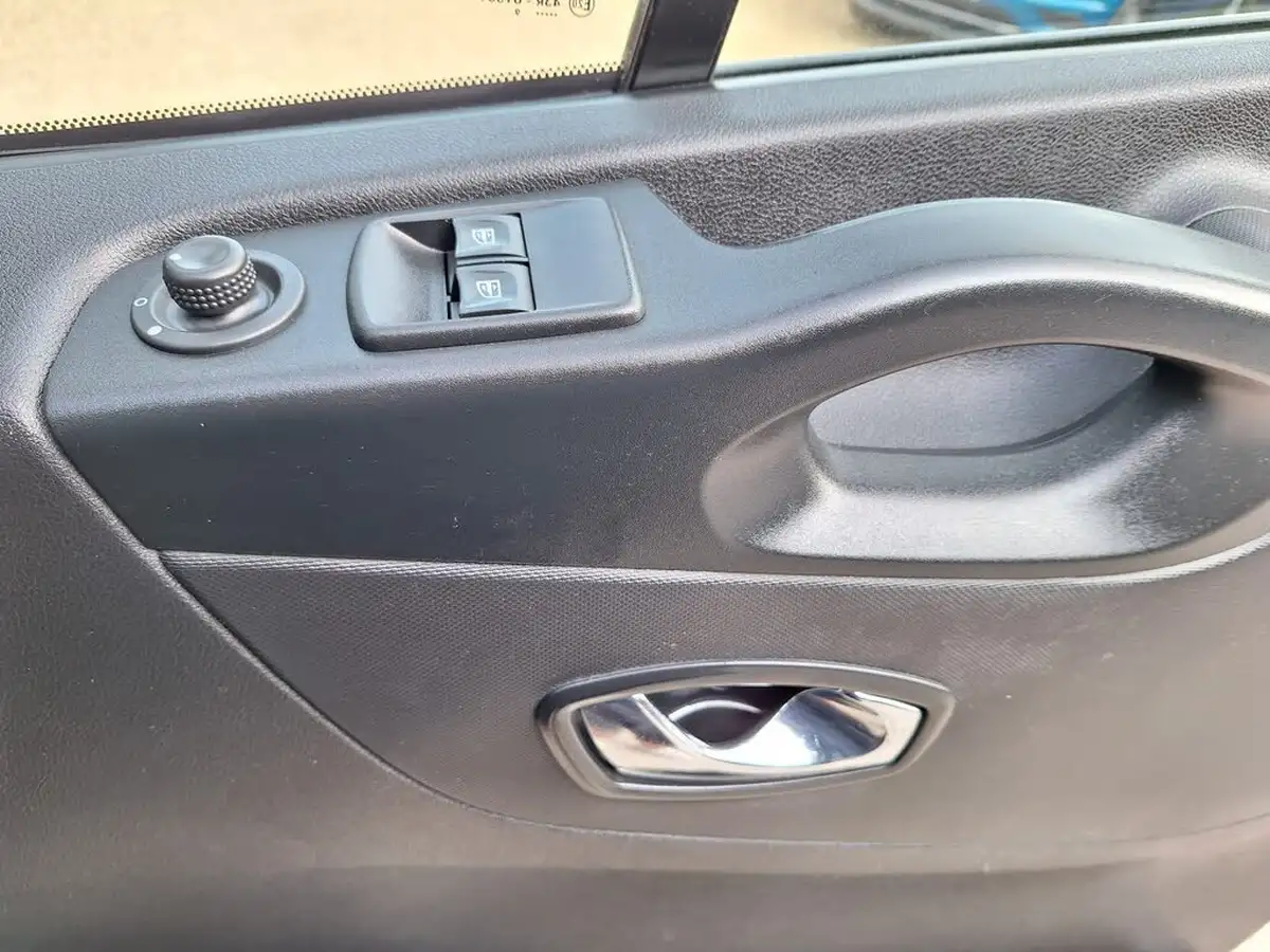 2019-vauxhall-vivaro-16cdti-sportive-2900-l2h1-145pseu6-biturbo-ss-panel-big-16
