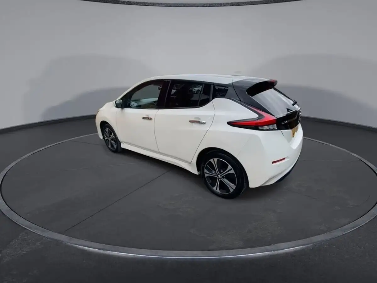 2021-nissan-leaf-e-e-n-connecta-big-7