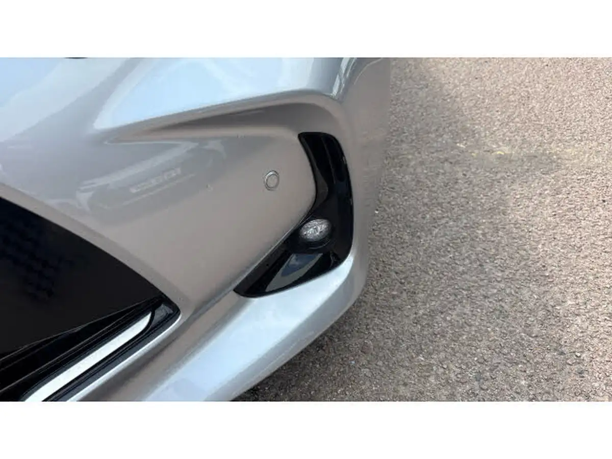 2022-toyota-yaris-15-vvt-i-excel-big-23