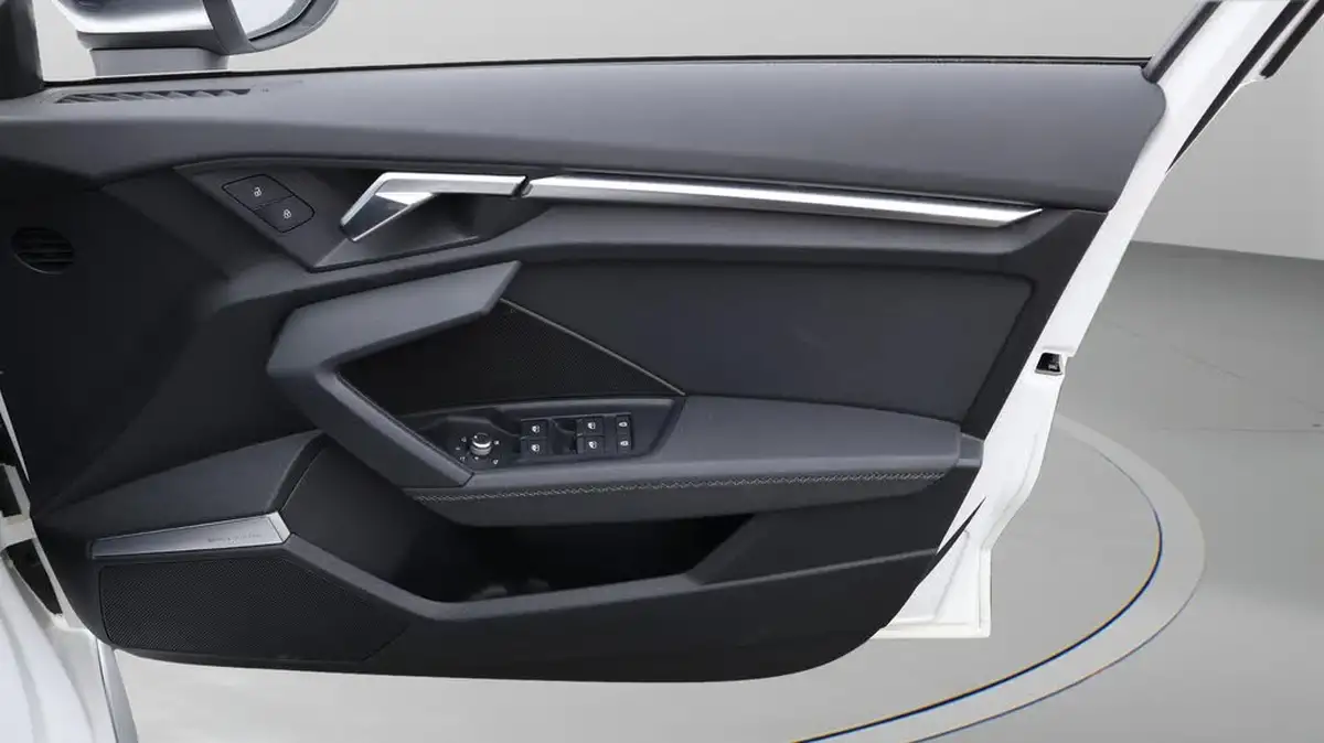 2022-audi-s3-20-tfsi-saloon-4d-big-15