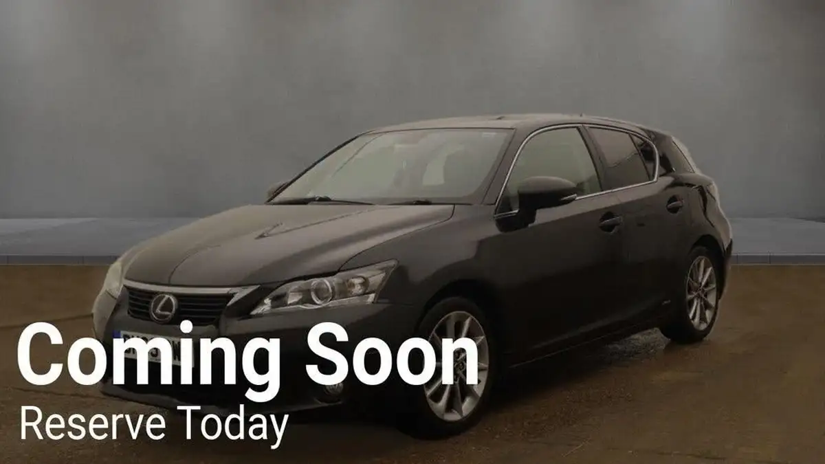 2013-lexus-ct-200h-18-advance-big-1
