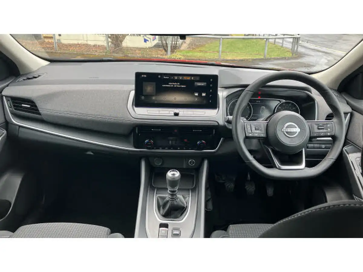 2024-nissan-qashqai-13-dig-t-acenta-premium-158ps-mild-hybrid-big-9