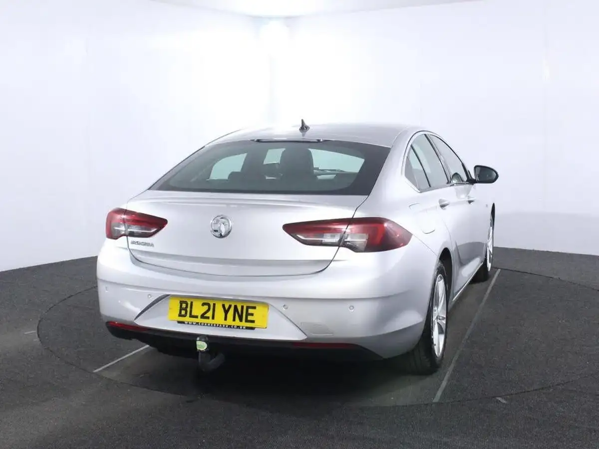 2020-vauxhall-insignia-grand-sport-16td-tech-line-nav-136ps-big-6