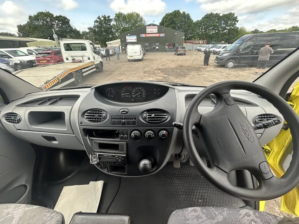 2009-ldv-maxus-25td-35t-lwb-25cdi-120ps-ex-high-roof-crew-van-3st-big-22