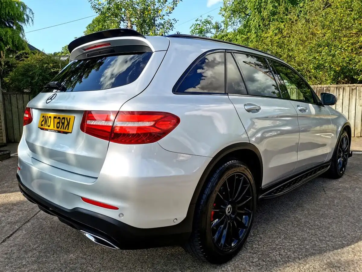 2017-mercedes-benz-glc-class-21d-glc220d-amg-line-ss-station-wagon-5d-big-6