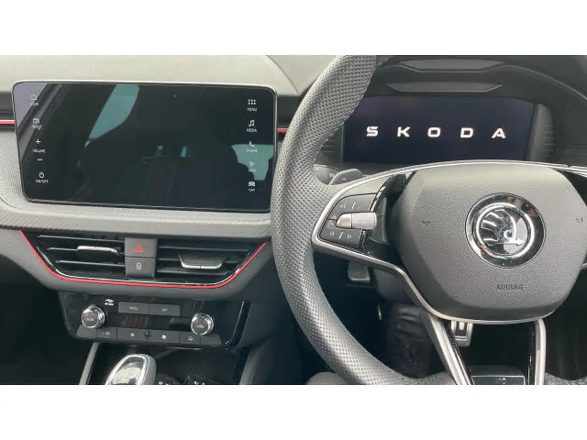 2024-skoda-kamiq-15-tsi-monte-carlo-dsg-big-16